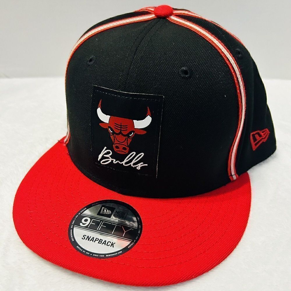 New Era Chicago Bulls 9FIFTY Snapback Hat Cap Adjustable Black Red Striped Patch